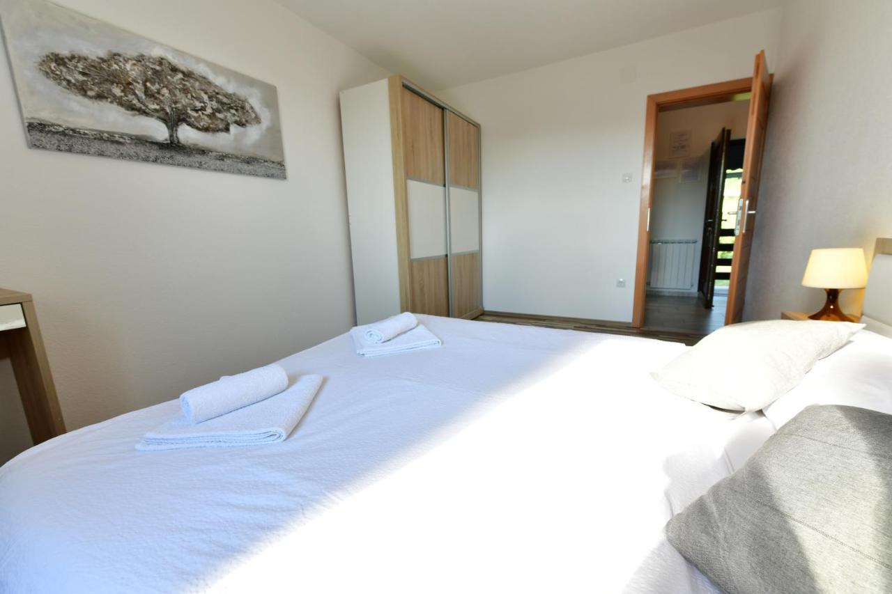 Holiday Home Ostrun Rakovica Εξωτερικό φωτογραφία
